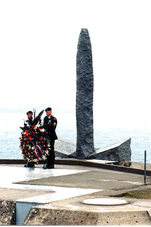 june6-rangers-wreath-knife